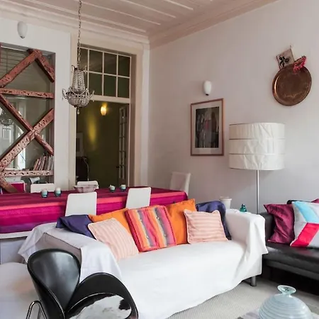 My Fair - Historical Santos 5 Bedroom Appartement Lissabon