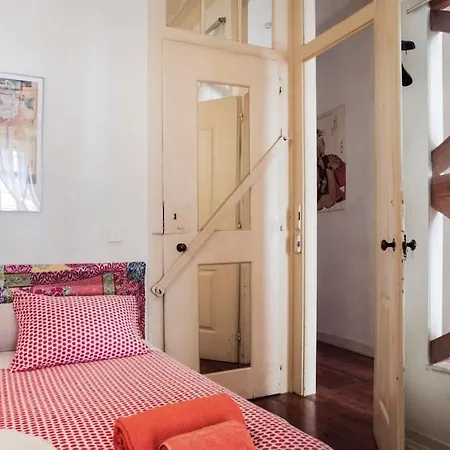 My Fair - Historical Santos 5 Bedroom * Lissabon